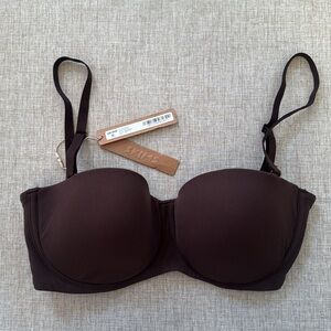SKIMS Fits Everybody‎ Strapless Bra lined Cocoa NEW NWT convertible size 32D
